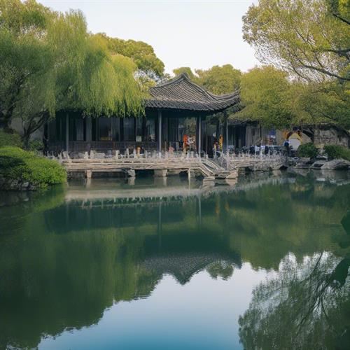 扬州旅游精选：瘦西湖、何园、个园及东关街深度体验