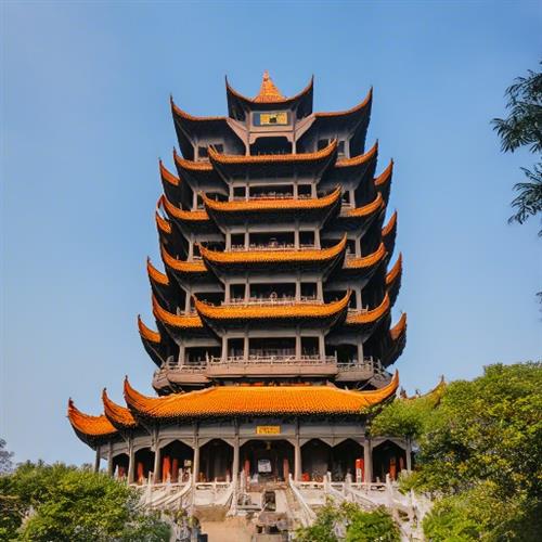 武昌五大值得一游的景点：东方山、黄鹤楼、归元寺、美丽的武汉东湖，以及中国科学院武汉植物园。